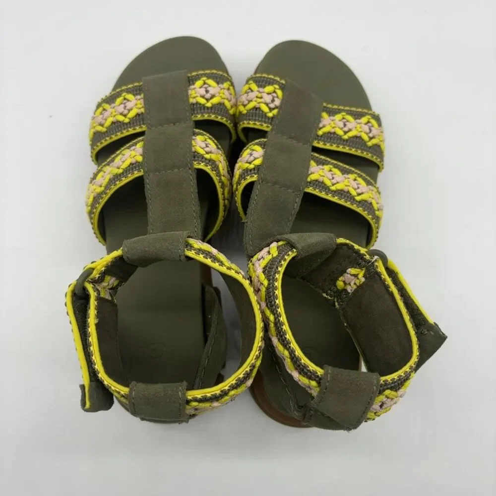 Boutique Embroidered Platform Sandals